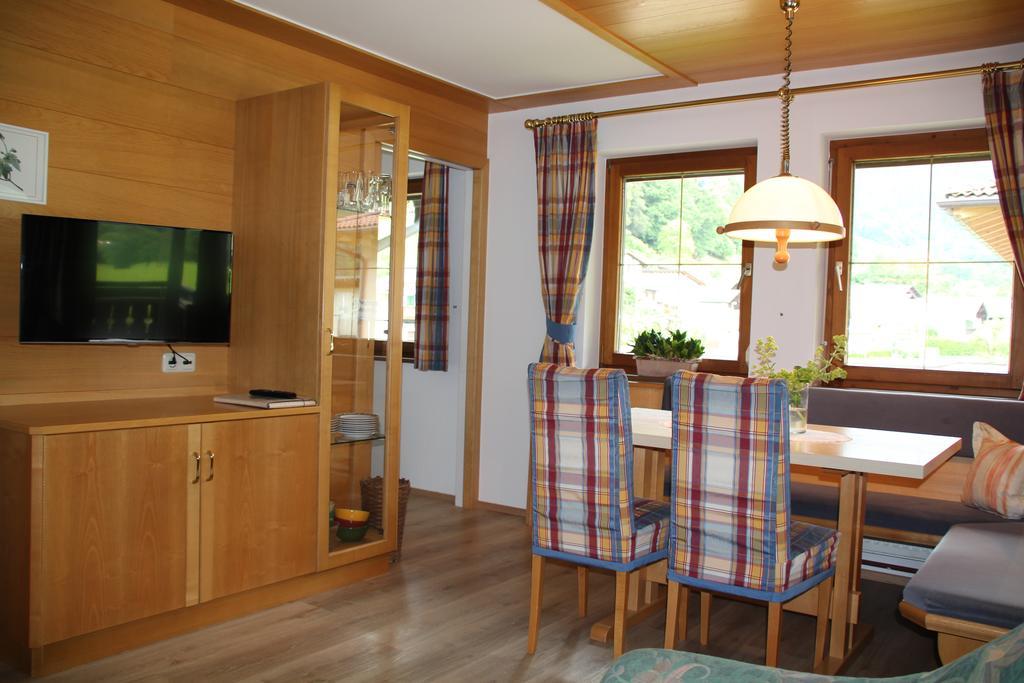 Haus Schnetzer Apartment Schruns Екстериор снимка